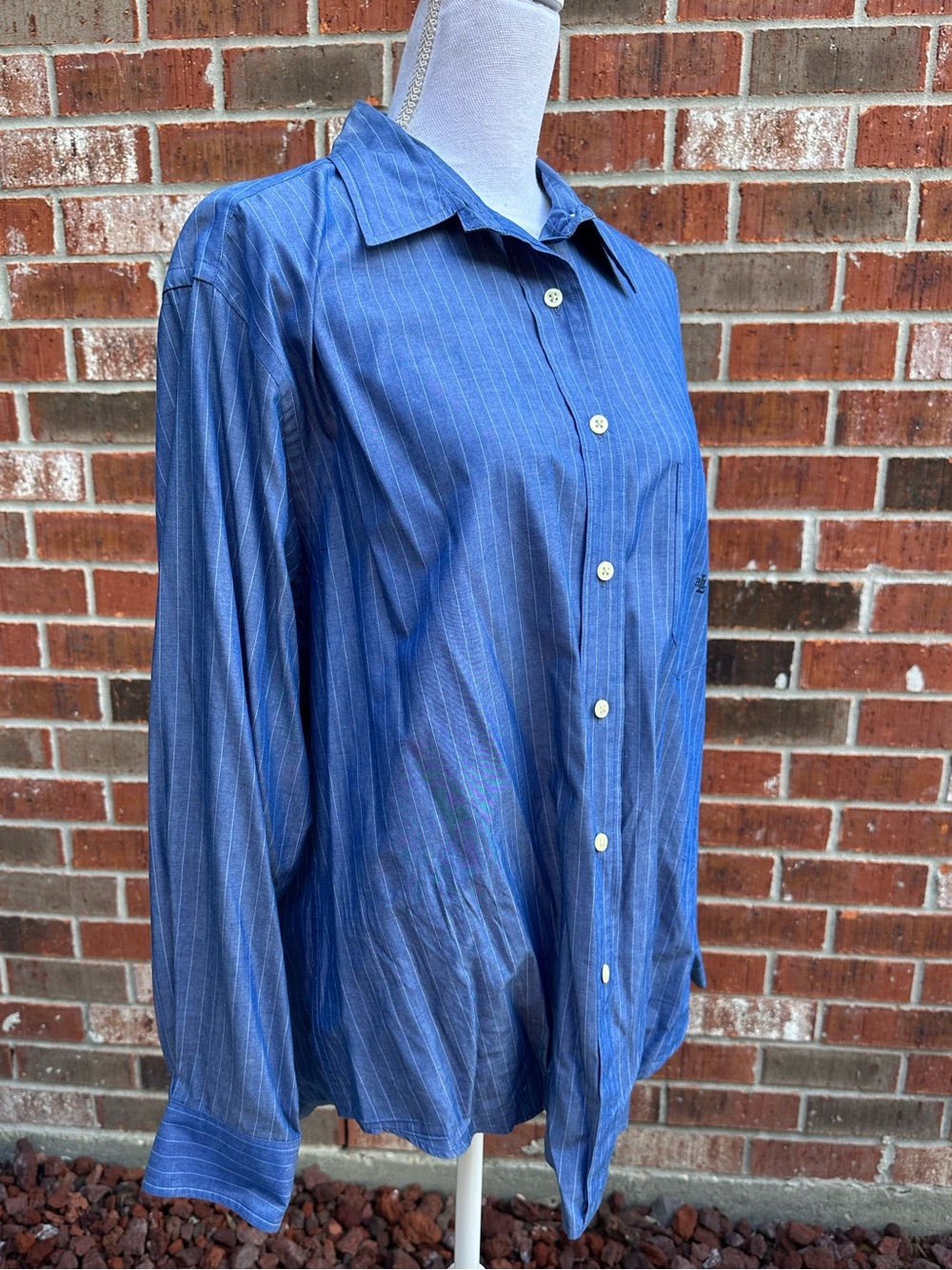 Ralph Lauren 100% Cotton Women’s Blue and White Striped Button-Down Shirt - Picture 4 of 8